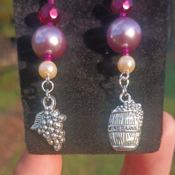 Handcrafted Wine Earrings - Picture 4 of 4